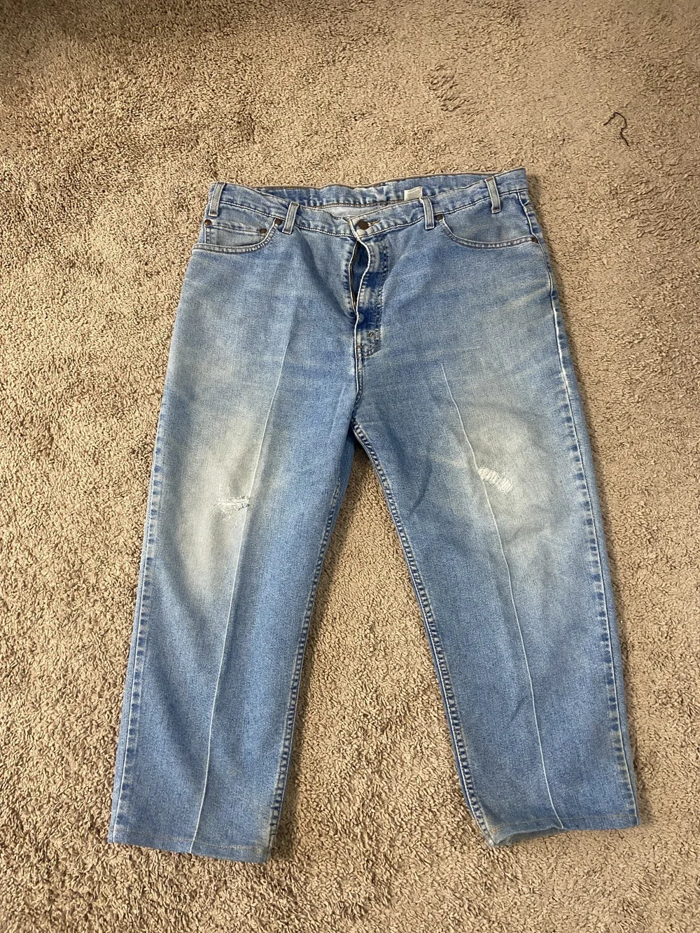 Levis 540 Jeans Mens 40x30 Flex Comfort Fit Relaxed Tapered Distressed Denim